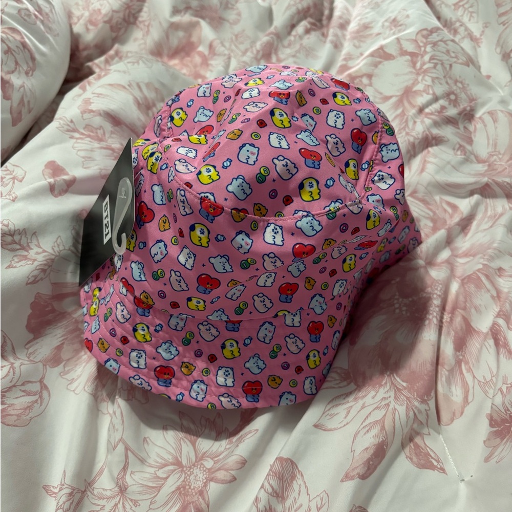 BT21 Candy bucket hat